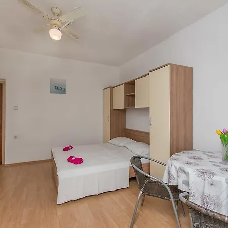 Apartment And Perica Duce
